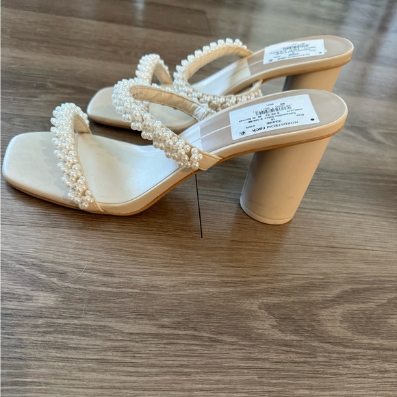 Dolce Vita Ivory Heels with Pearl Detailing - Picture 2 of 5